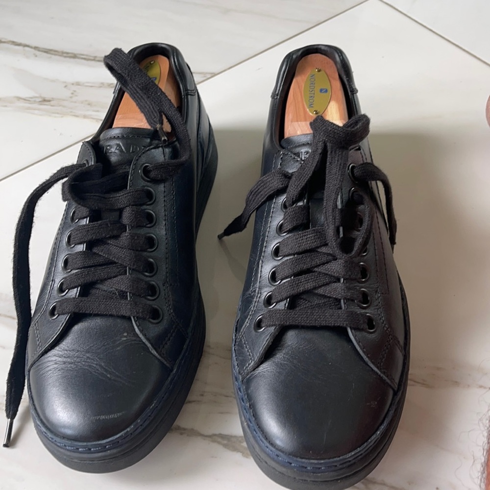 Prada size 7 4 e equals 8. 1/2 USA